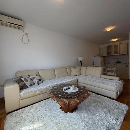 Apeiron Aparments Appartement Podgorica